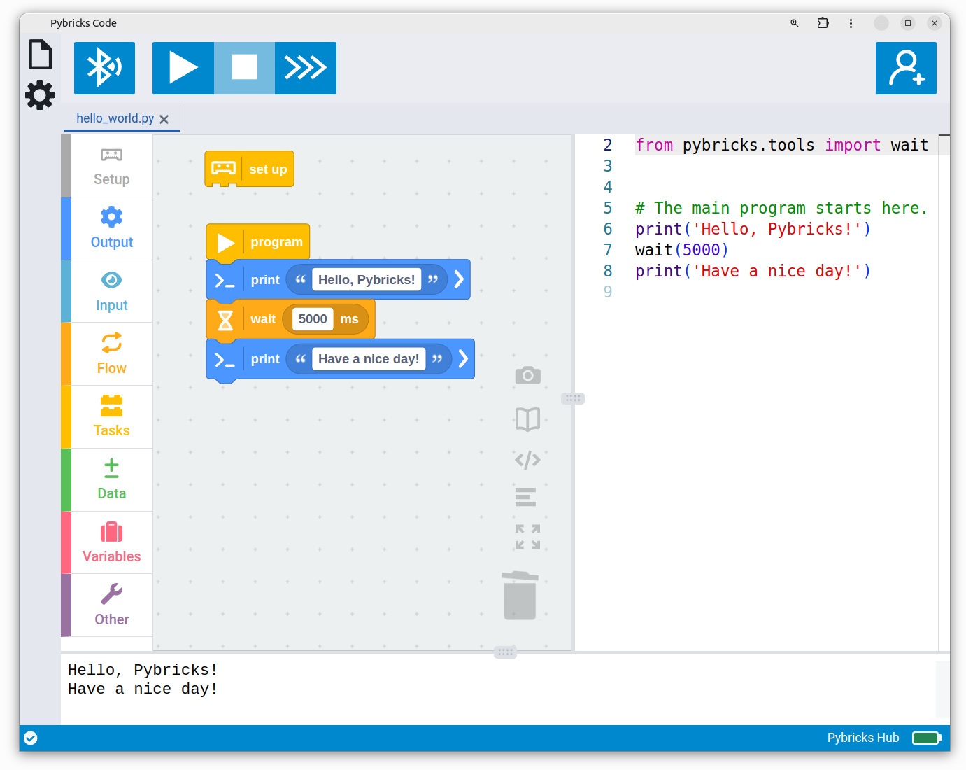 The buttons on the coding canvas. To zoom, scroll your mouse or pinch the touch screen.